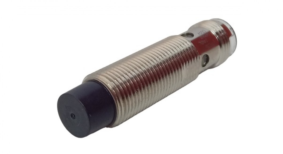 OMRON E2A-M12KN08-M1-B1